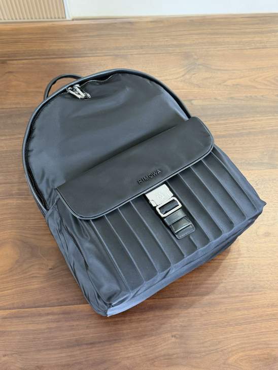 Picture of Rimowa Mens Bags _SKUfw238076585fw